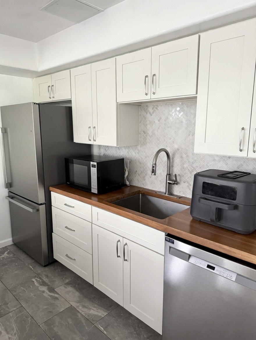 Building Photo - 74-5051 Malia Pl