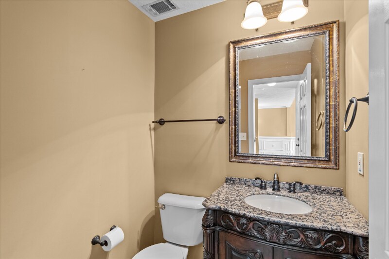 Building Photo - 229 Nicklaus Ct