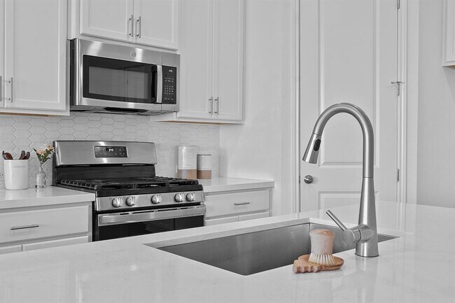 Building Photo - 529 Leeward Pass