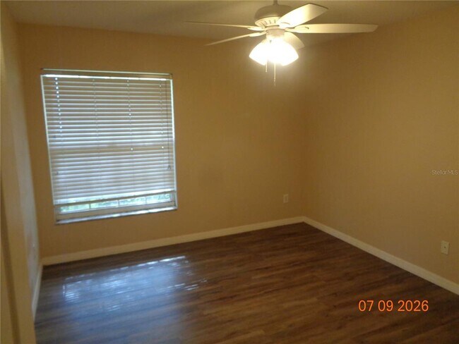 Building Photo - 1409 Bent Oaks Blvd