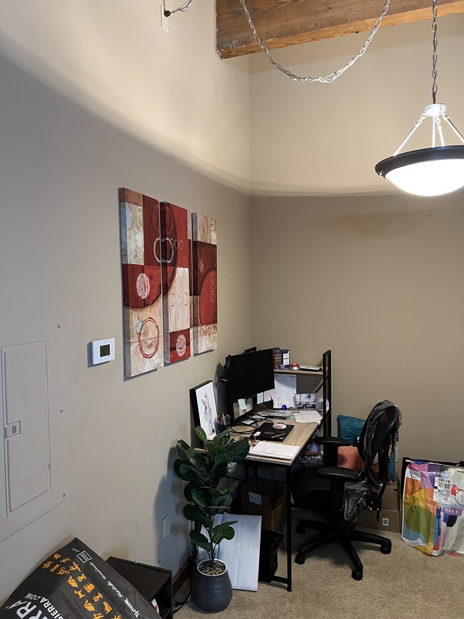 Office/Dining Area - 940 Monroe Ave NW