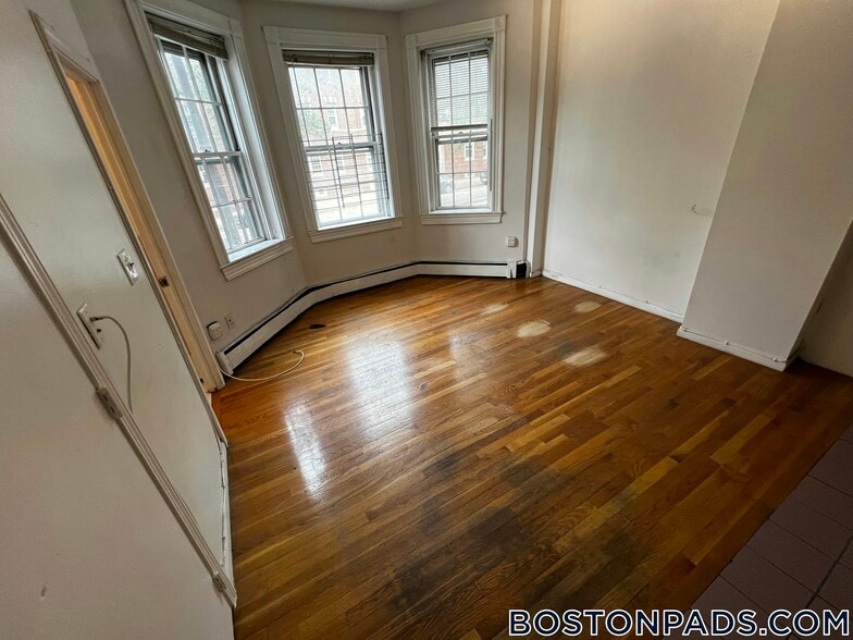 Building Photo - 61 S Huntington Ave