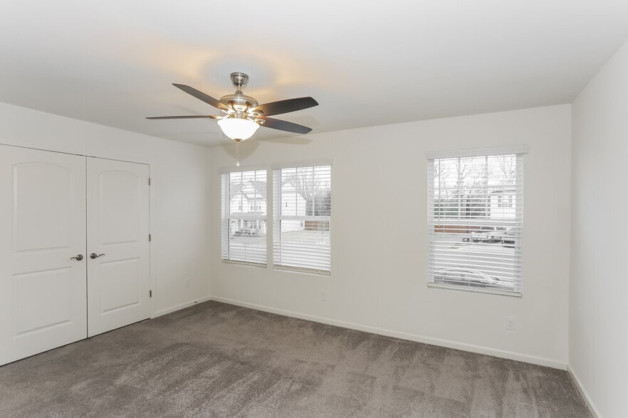 Building Photo - 1007 Brooksland Pl