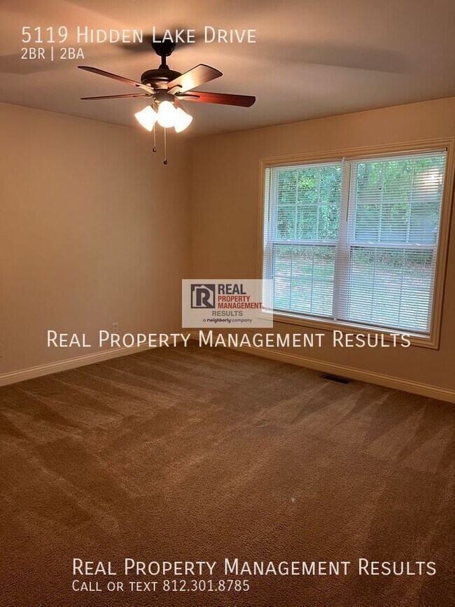 Building Photo - 5119 Hidden Lake Dr