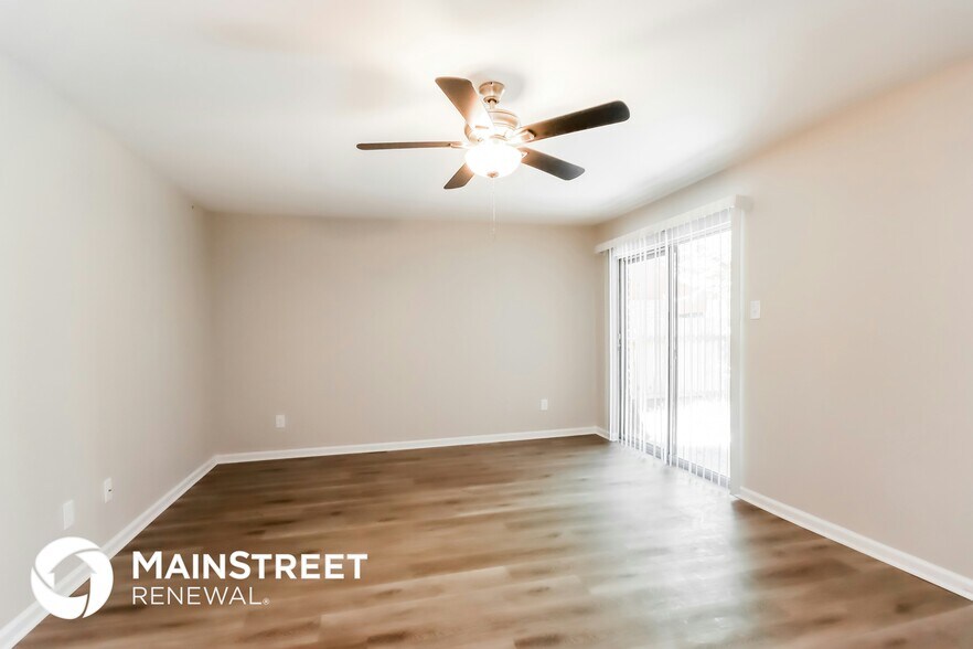 Building Photo - 3215 Birch Creek Dr