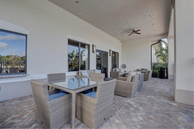 Building Photo - 8101 Ironstone Dr