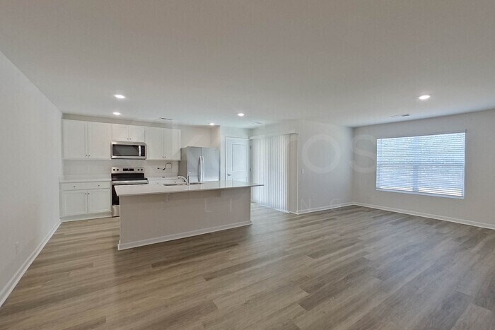 Building Photo - 116 Overstreet Way