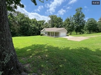 Building Photo - 2224 Peterson Rd