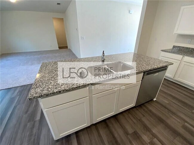 Building Photo - 976 Feldman Chase