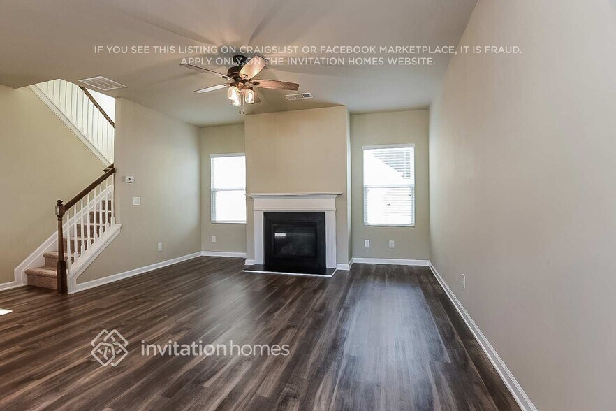 Building Photo - 657 Sunflower Dr