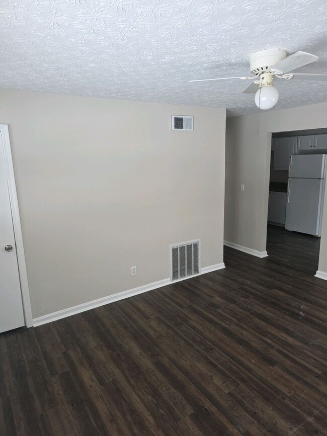 Building Photo - 4816 Andalusia Ln