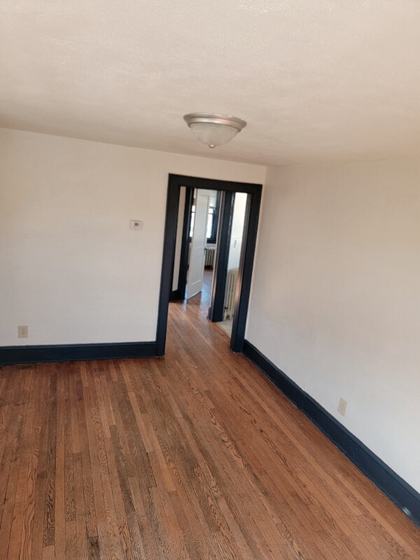 Building Photo - 210 S Commerce St