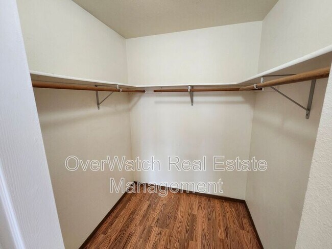 Building Photo - 3228 Aquarius Cir