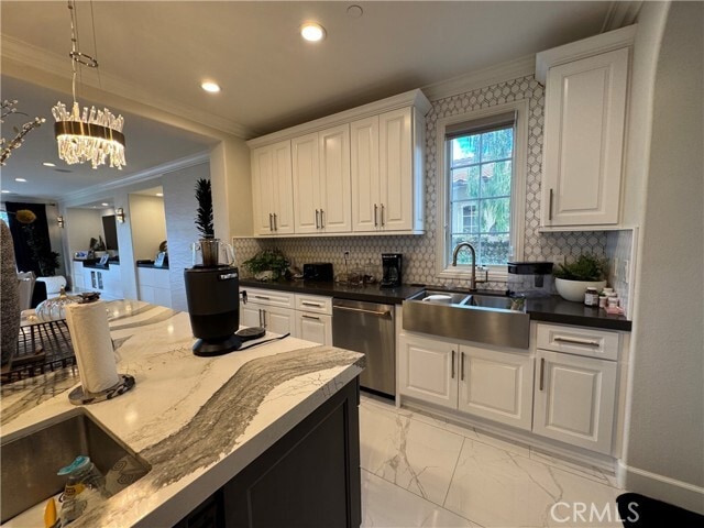 Building Photo - 26 Dreamlight