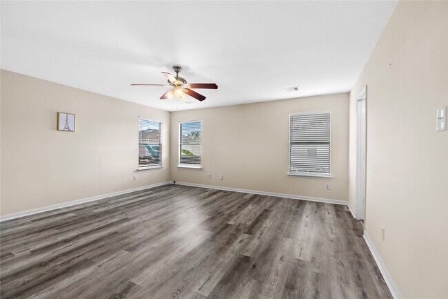 Building Photo - 322 Remington Harbor Ct