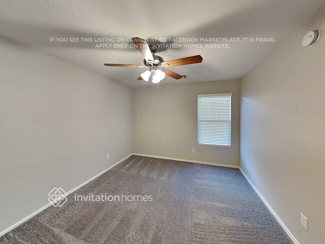 Building Photo - 1991 W Sunshine Butte Dr