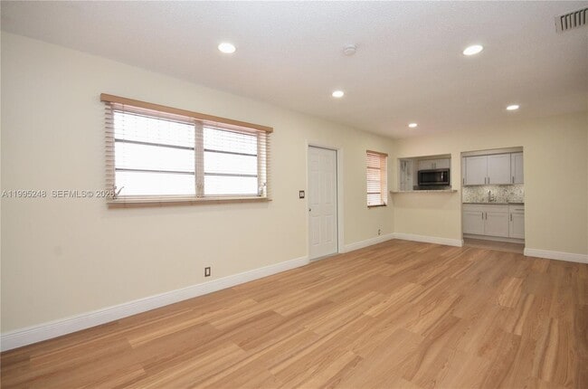 Building Photo - 2430 SW 16th St