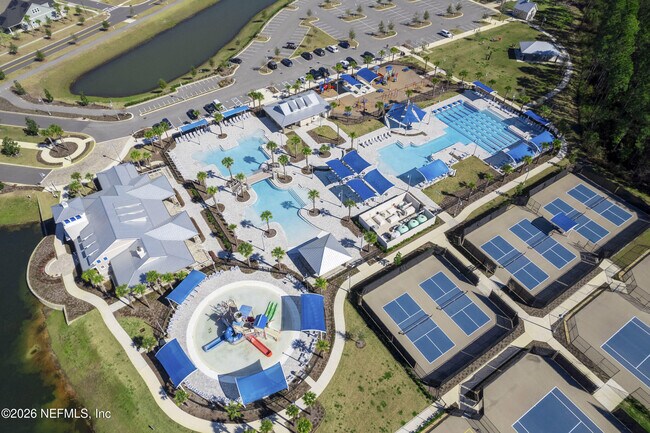 Building Photo - 698 Cherry Elm Dr