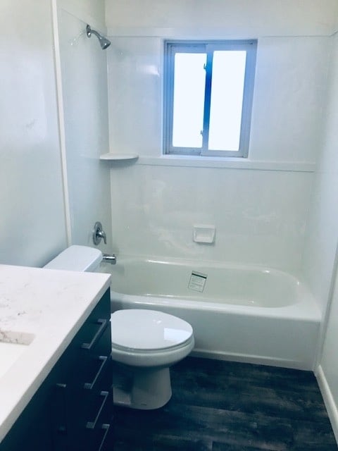Building Photo - Beautiful home, new cabinets, updated carp...