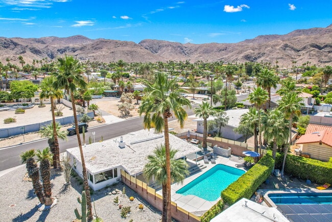 Building Photo - 38951 Bel Air Dr