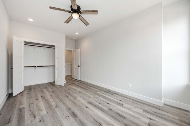 Building Photo - Bauman Heights