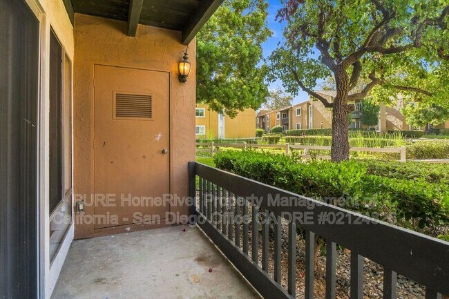 Building Photo - 17087 W Bernardo Dr