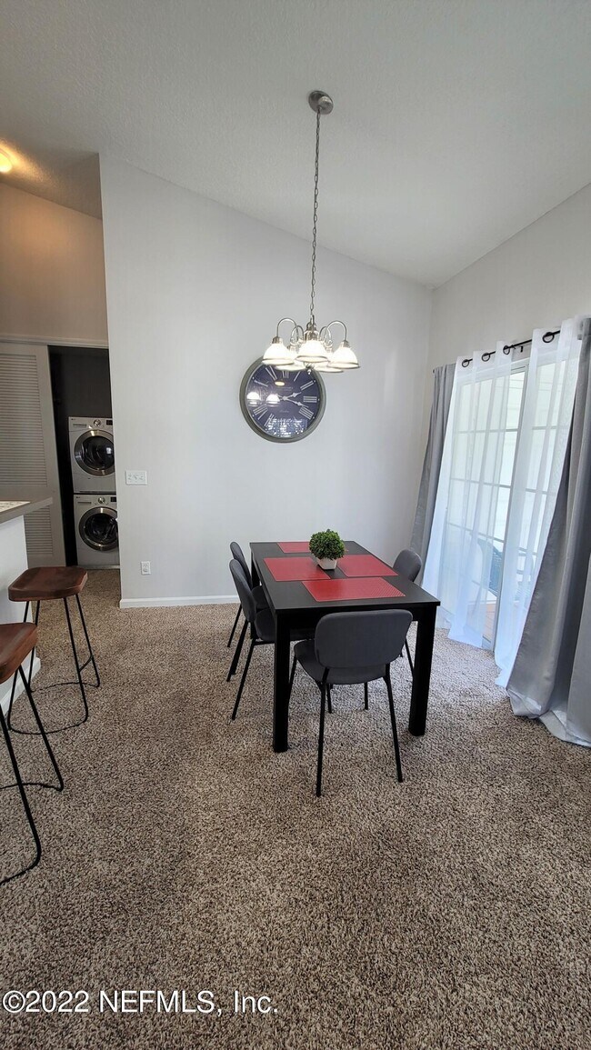 Building Photo - 2200 Marsh Hawk Ln