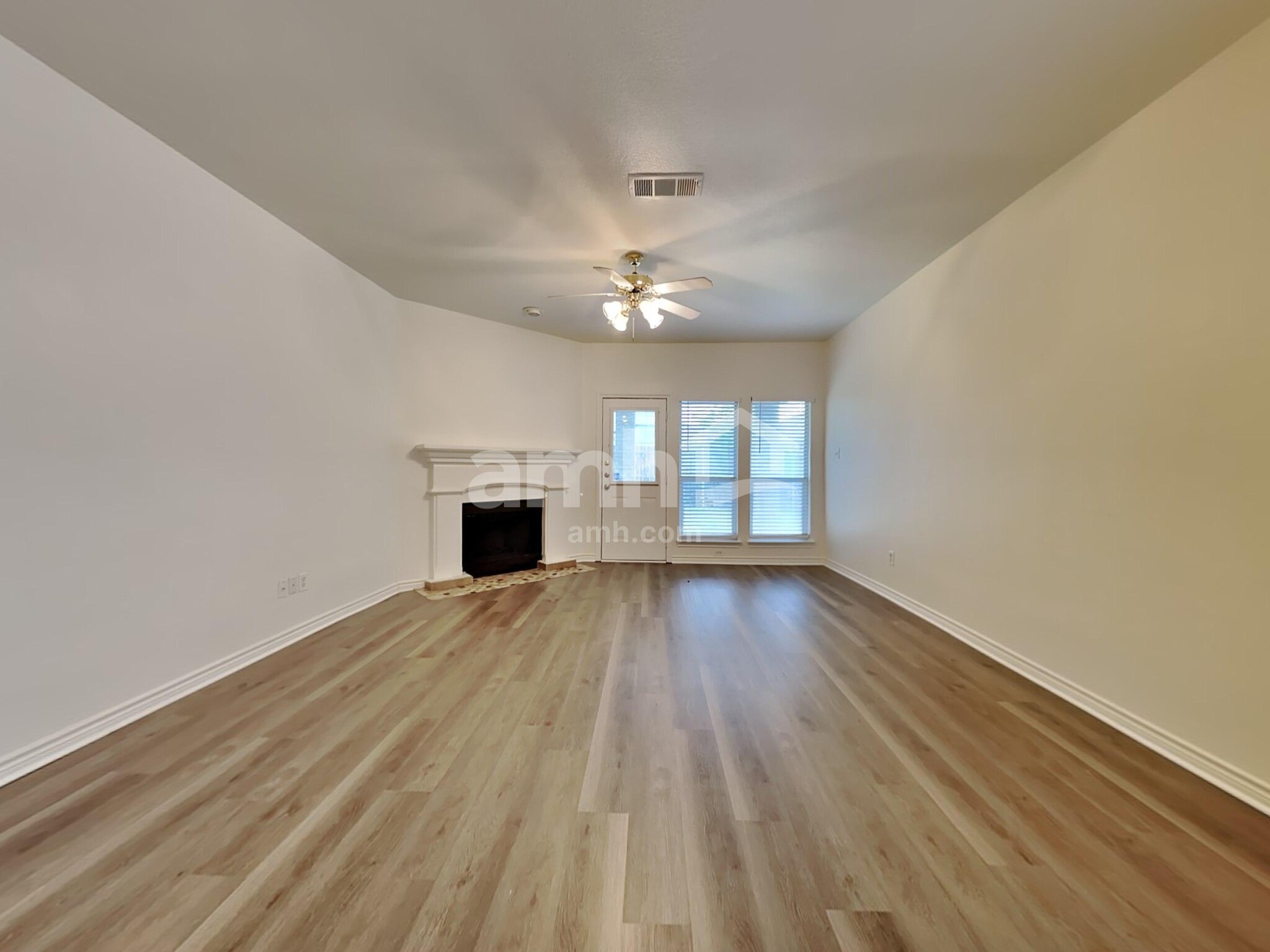 Building Photo - 10608 Cloisters Dr