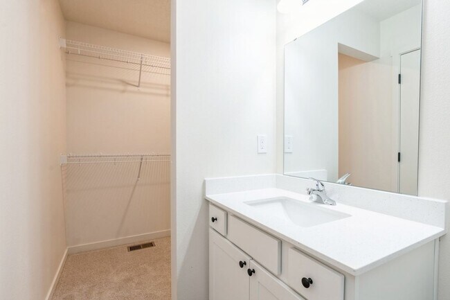 Building Photo - NEW CONSTRUCTION!! 3 Bedroom, 2 Bath Home in Altoona