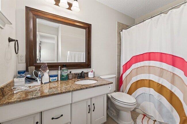 Building Photo - 15843 Foxgate Rd