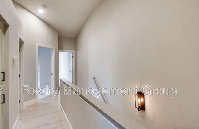 Building Photo - 13801 Pinkard Way