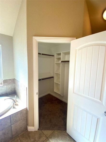 Building Photo - 740 Westgate Dr