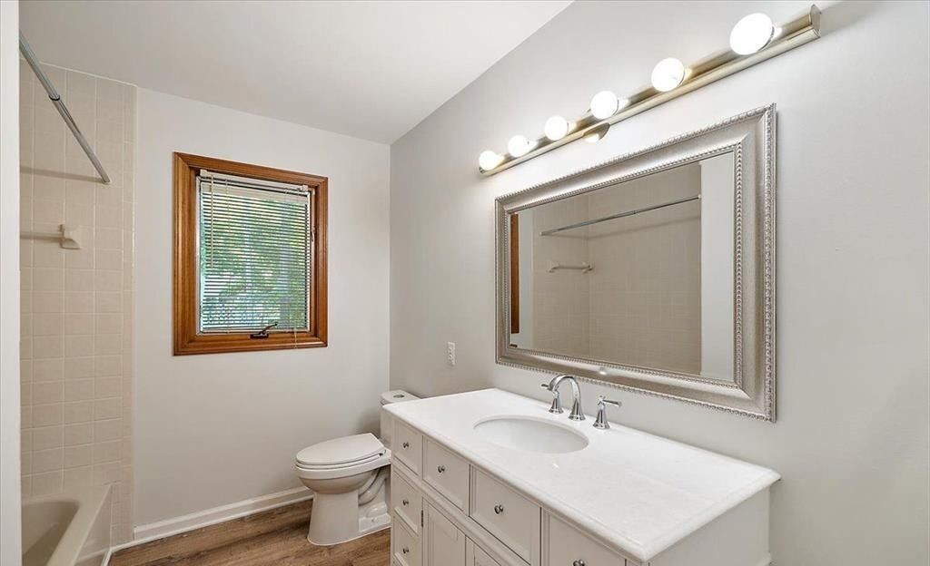 Building Photo - 28118 Forestbrook Dr