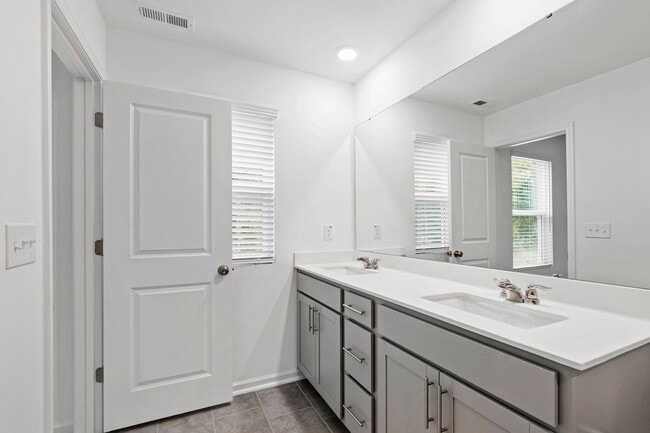 Building Photo - Newly Built: Bright 3-Bedroom Townhome wit...