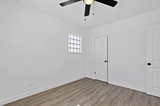 Floorplan - (PAST) 1520 Wabash St