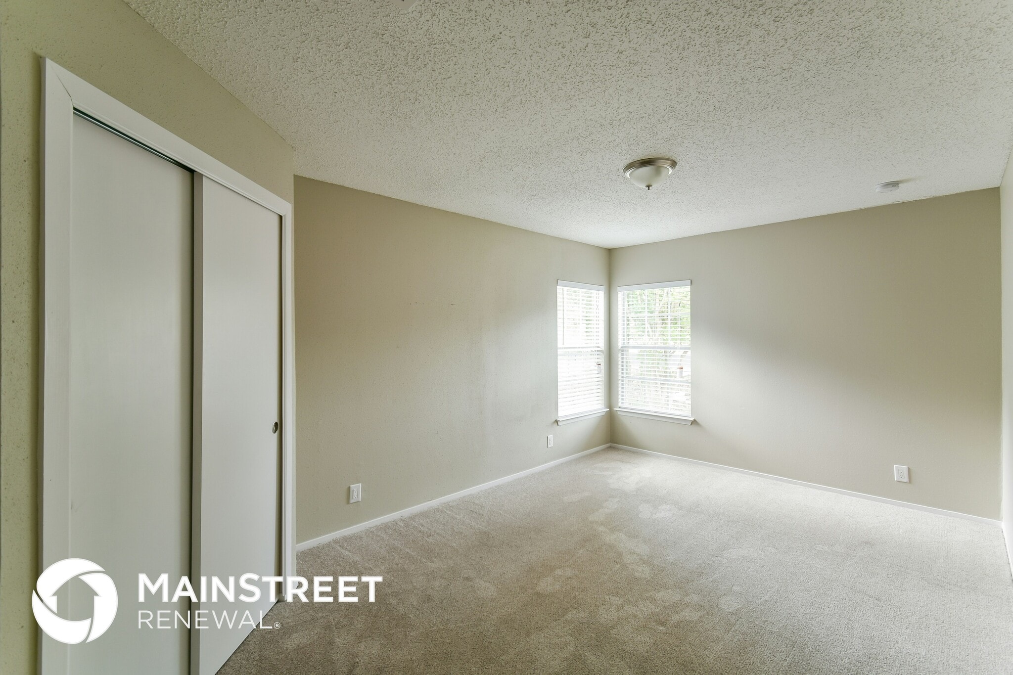 Building Photo - 9743 Fortune Ridge Dr