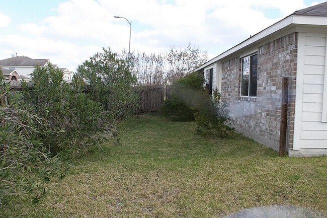 Building Photo - 2502 Balsam Ridge Way