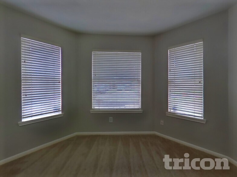 Building Photo - 18018 Heron Forest Ln