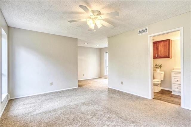 Building Photo - 3201 Willow Bend Ct