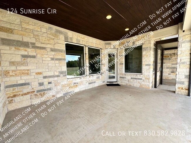 Building Photo - 124 Sunrise Cir