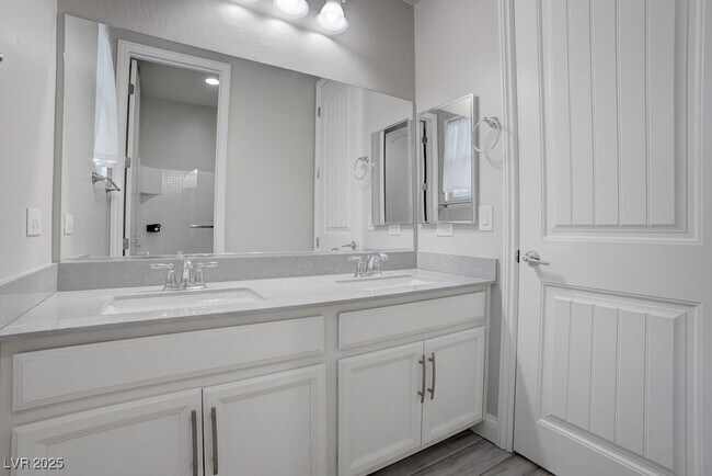 Building Photo - 367 Pollino Peaks St