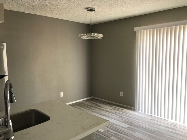 Building Photo - two bedroom two bath condo in Green Valley