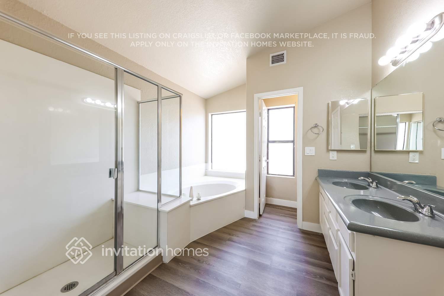 Building Photo - 8142 W Mescal St