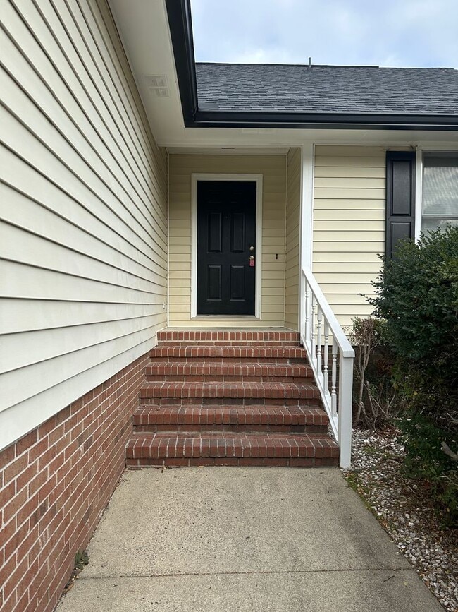 Building Photo - 5598 Arapahoe Ct