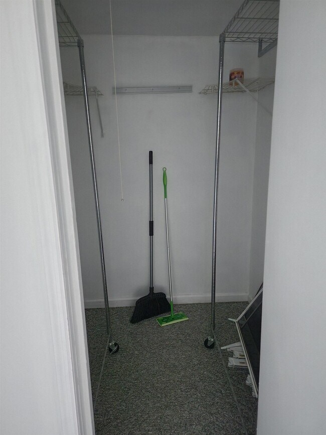 Building Photo - 1625 Old Bainbridge Rd