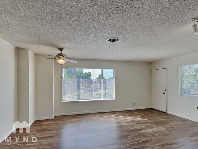 Building Photo - 3157 Occidental Dr