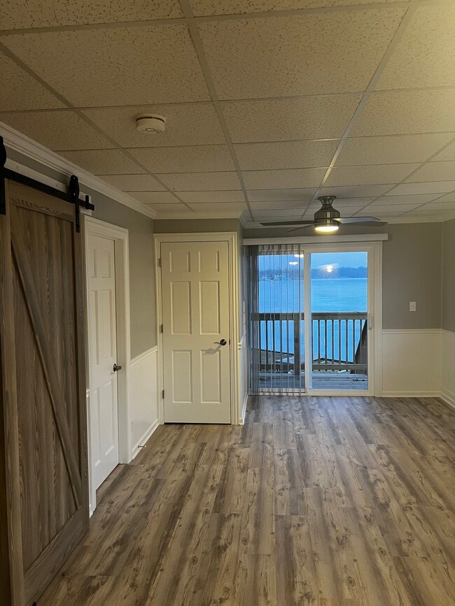 Building Photo - 163 Eagle Point Rd