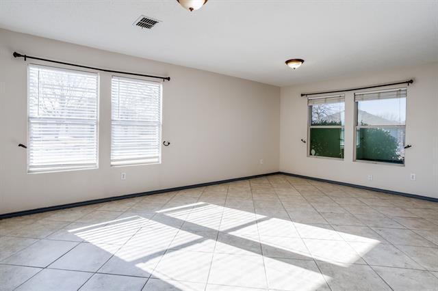 Building Photo - 600 Claiborn Ln