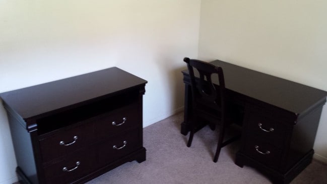 Building Photo - 116 Cherry