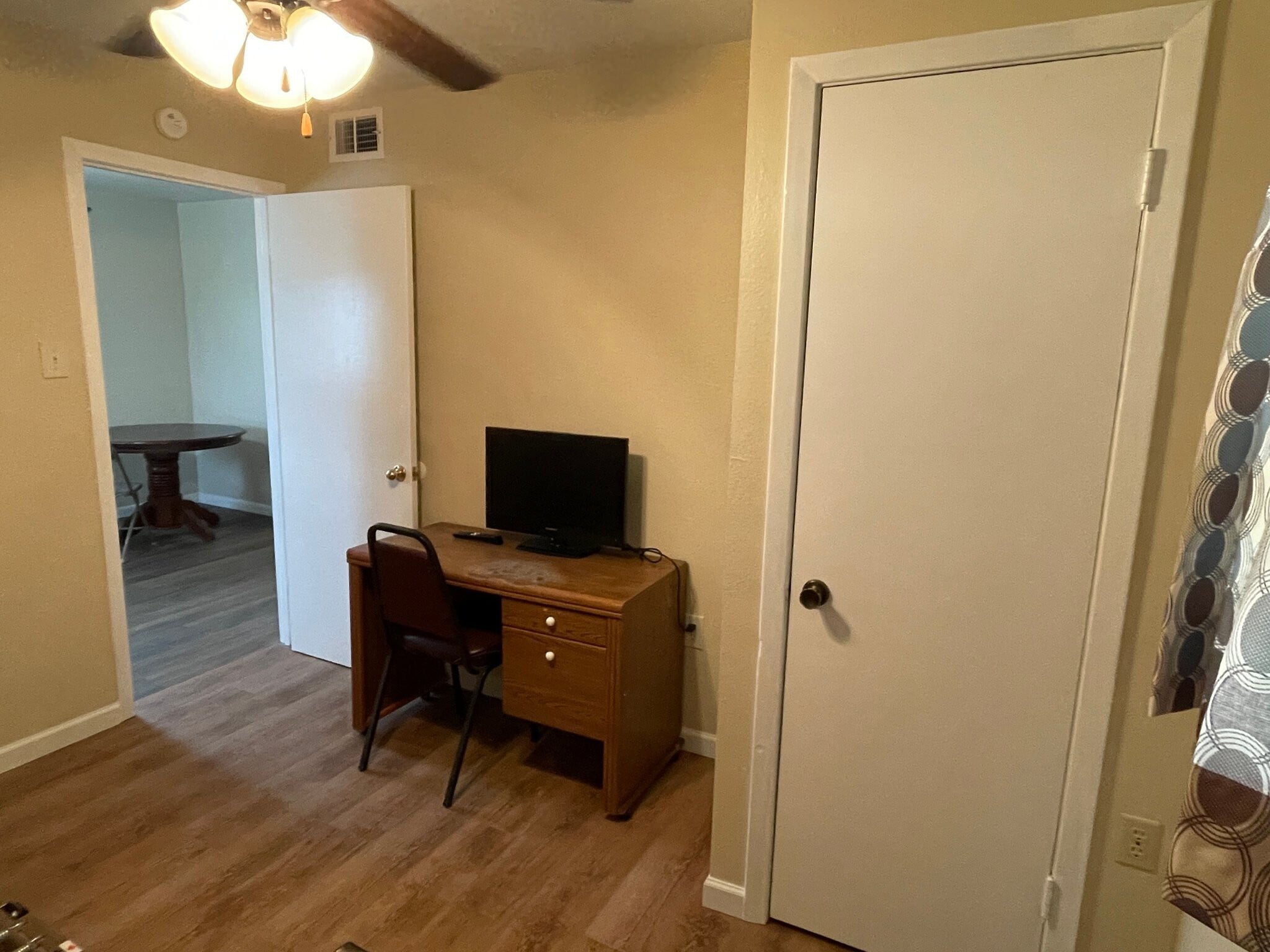 Building Photo - 333 California St